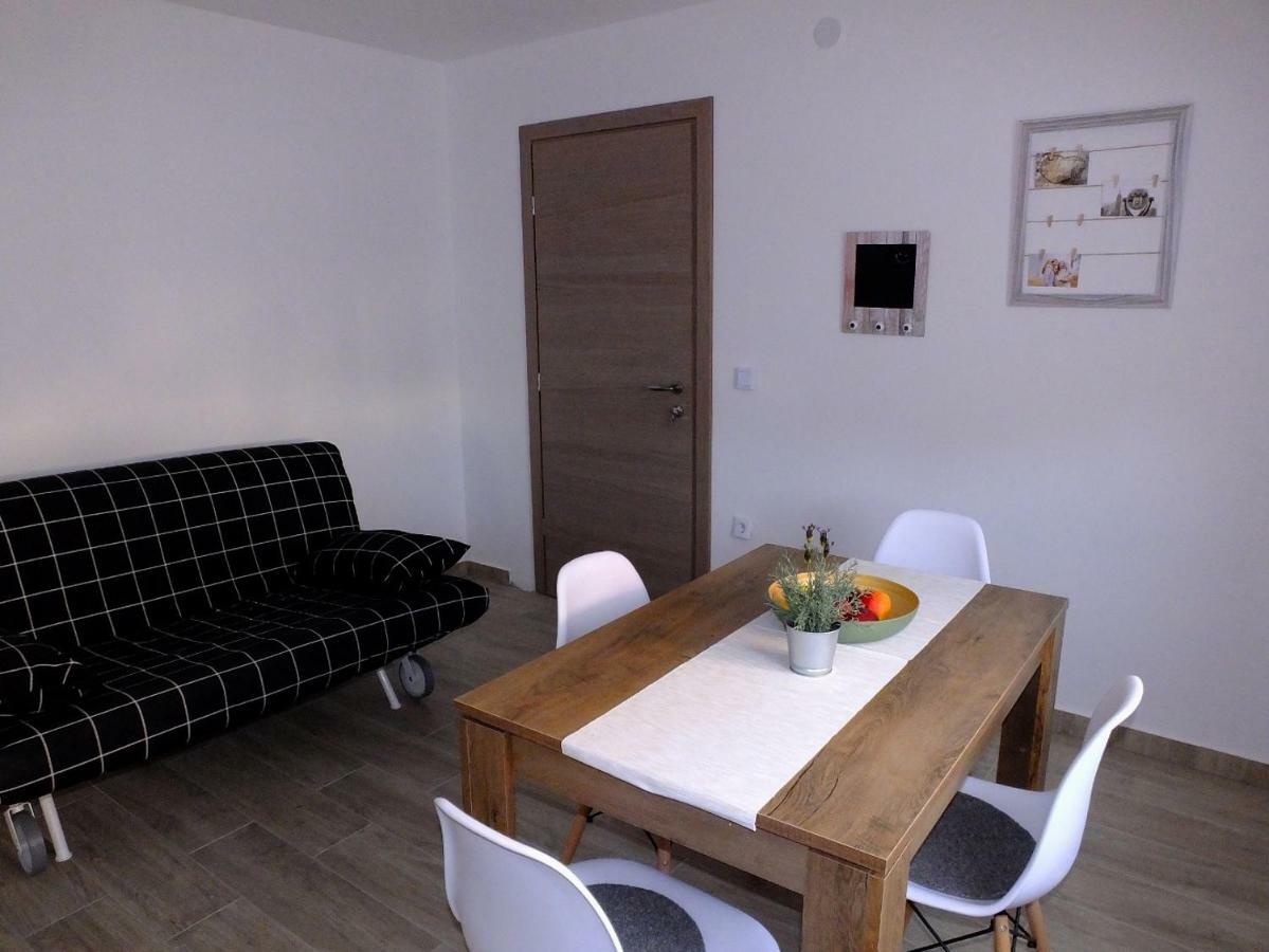 Apartmani Berno Starigrad Exterior photo