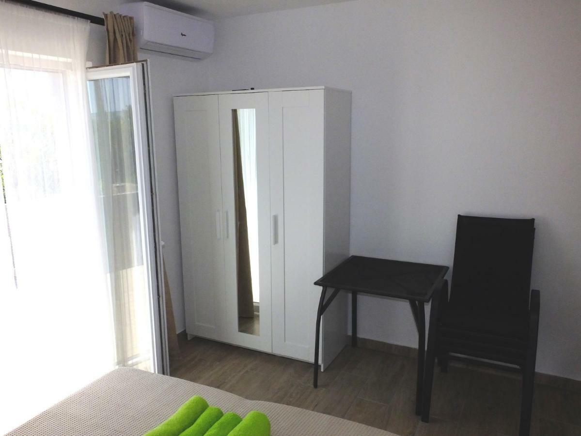 Apartmani Berno Starigrad Exterior photo