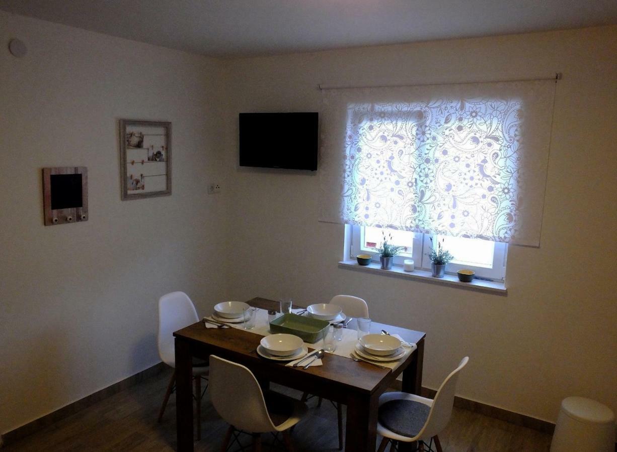 Apartmani Berno Starigrad Exterior photo