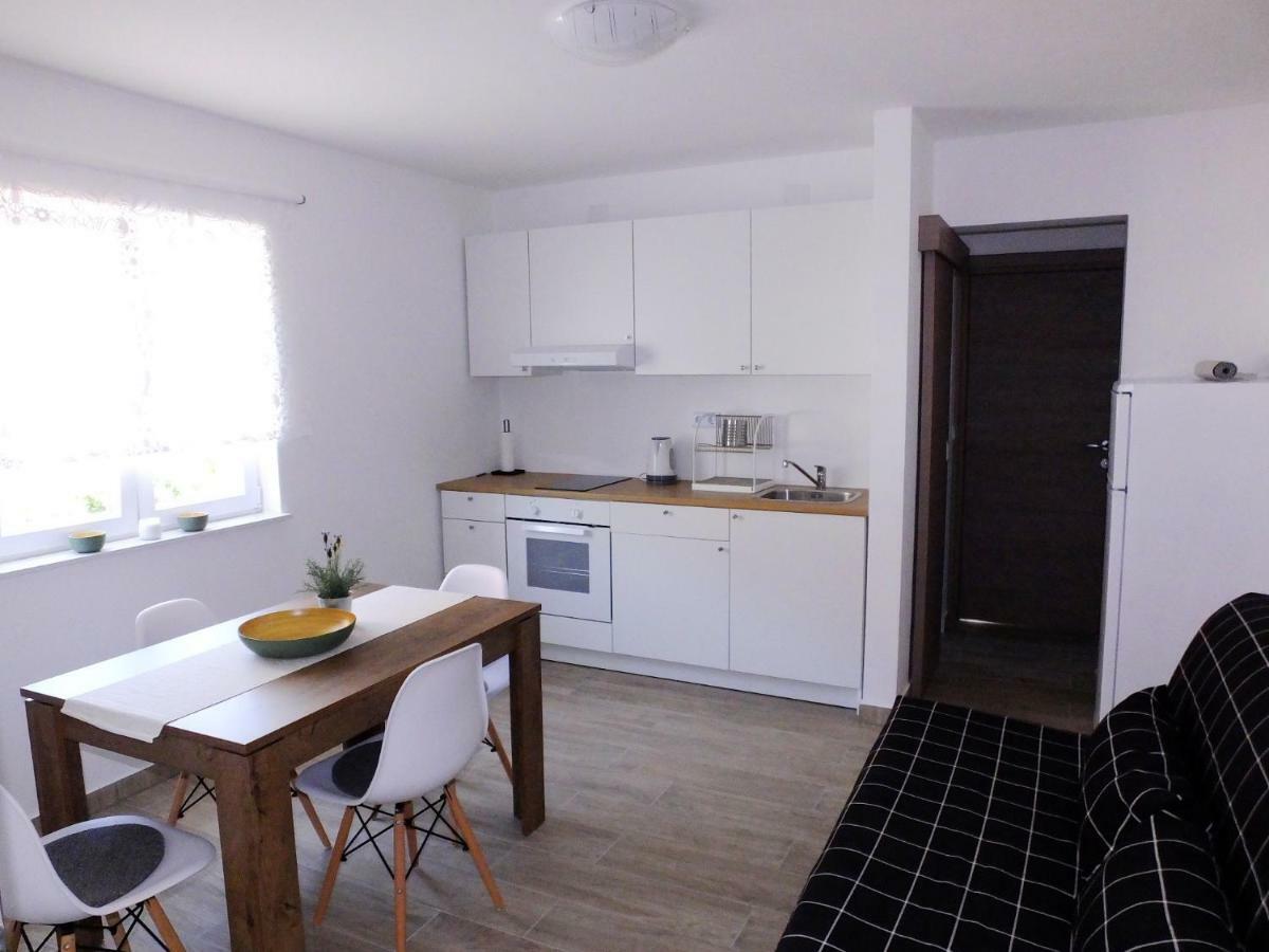 Apartmani Berno Starigrad Exterior photo